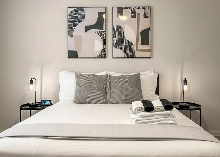 Chic Retreat 1br Unit - Church A2
